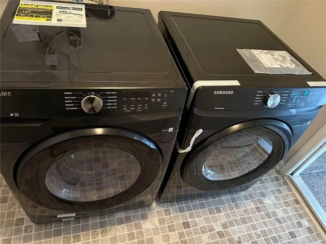 $2,300 | 2817 Manor Glen Lane Northwest, Suwanee, GA 30024