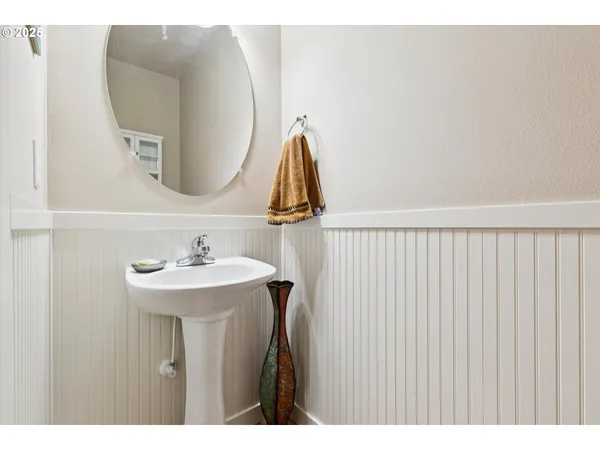 $375,000 | 406 Northeast Patricia Ann Place, Hillsboro, OR 97006