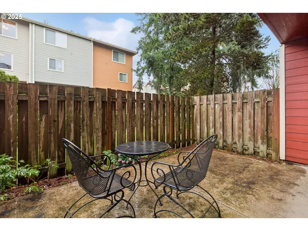 $375,000 | 406 Northeast Patricia Ann Place, Hillsboro, OR 97006