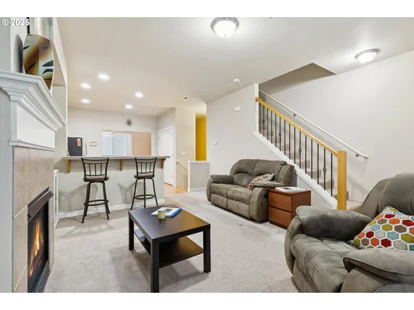 $375,000 | 406 Northeast Patricia Ann Place, Hillsboro, OR 97006