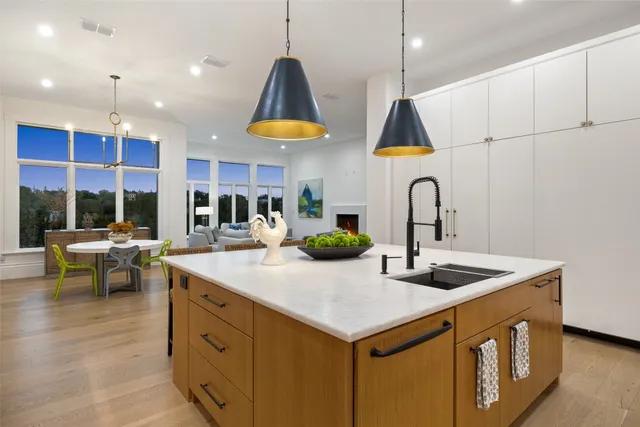 $4,250,000 | 2005 Far Gallant Drive, Austin, TX 78746