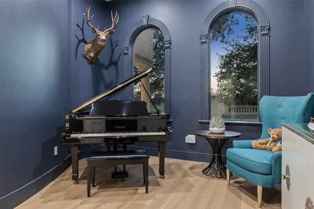 $4,250,000 | 2005 Far Gallant Drive, Austin, TX 78746