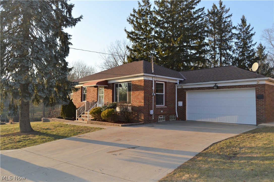4450 West Sprague Road Parma, OH 44134 - Photo 1 of 35 Gallery Image 1