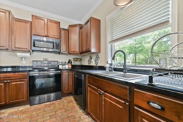 $470,000 | 14221 Country Wood Drive, Gulfport, MS 39503