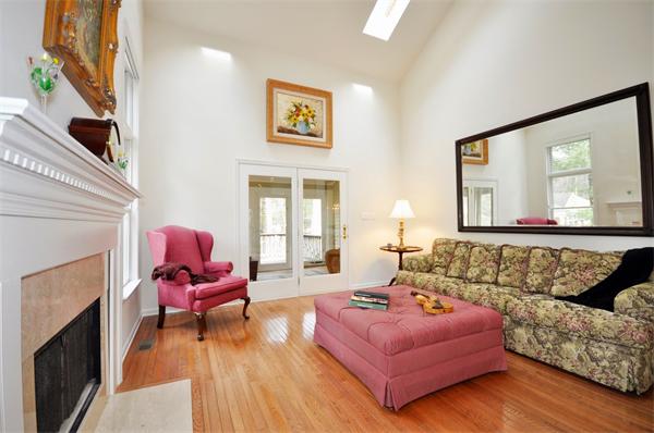 6 Arbella Road, Unit 6 Bedford, MA 01730 - Photo 8 of 30 Gallery Image 8