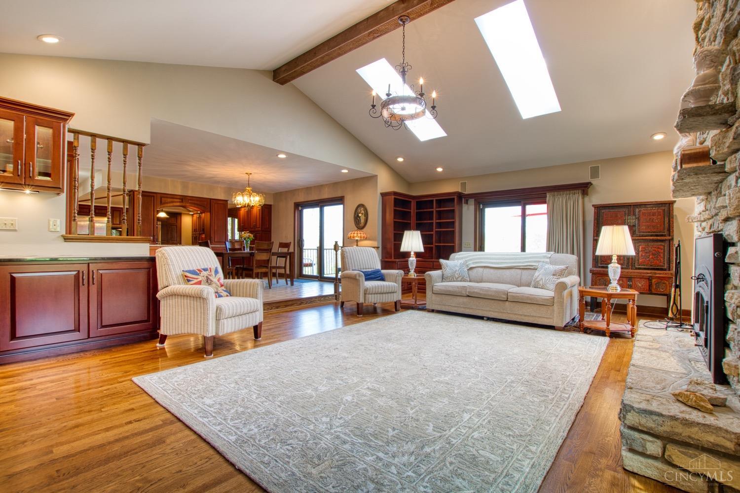 6172 West Fork Road Cincinnati, OH 45247 - Photo 17 of 49 Gallery Image 17