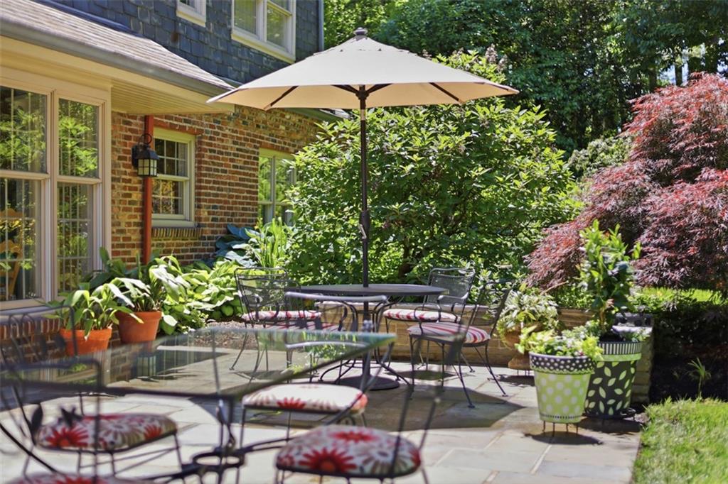 600 Foxhurst Road Pittsburgh, PA 15238 - Photo 41 of 48 Large stone patio off the rear of the home