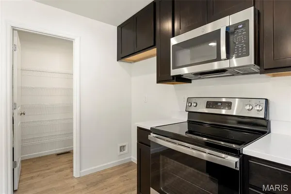 $442,320 | 1000 Red Fox Drive, Eureka, MO 63025