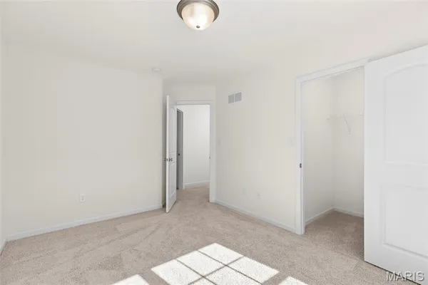 $442,320 | 1000 Red Fox Drive, Eureka, MO 63025