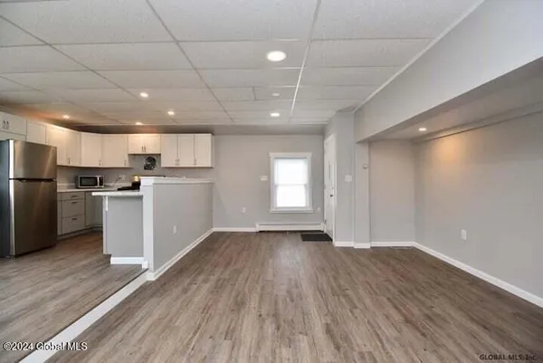 $1,700 | 2018 West Street, Unit 2, Galway, NY 12074