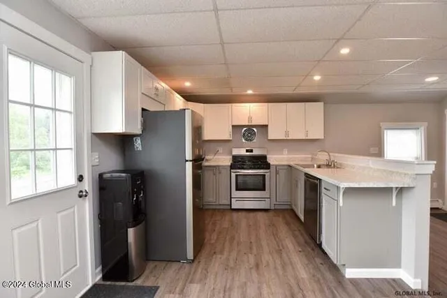 $1,700 | 2018 West Street, Unit 2, Galway, NY 12074