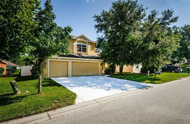 $3,700 | 11108 Belle Haven Drive, New Port Richey, FL 34654