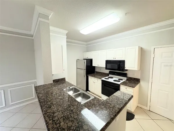 $1,700 | 4305 Bayside Village Drive, Unit 104, Tampa, FL 33615