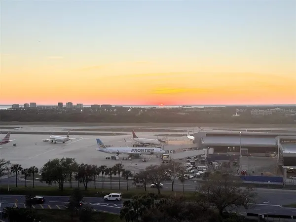 $1,700 | 4305 Bayside Village Drive, Unit 104, Tampa, FL 33615