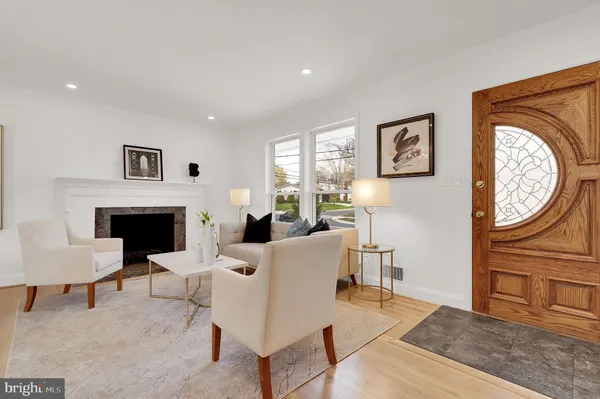 $675,000 | 4904 Adrian Street, Rockville, MD 20853