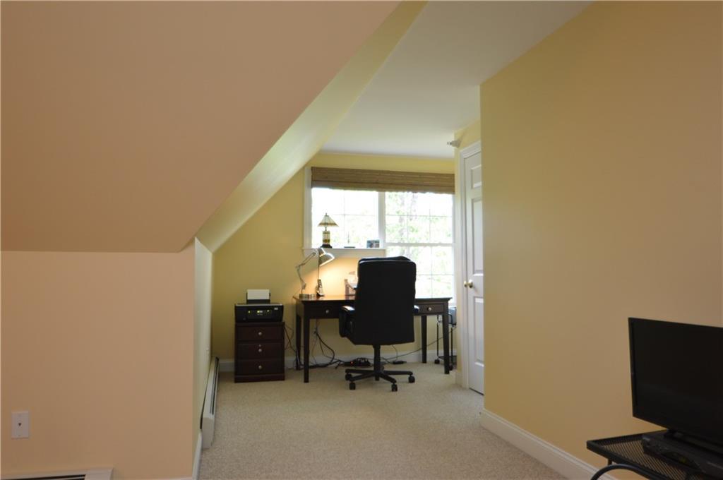 184 Delaware Court, Unit 184 Portland, ME 04103 - Photo 16 of 32 Photo