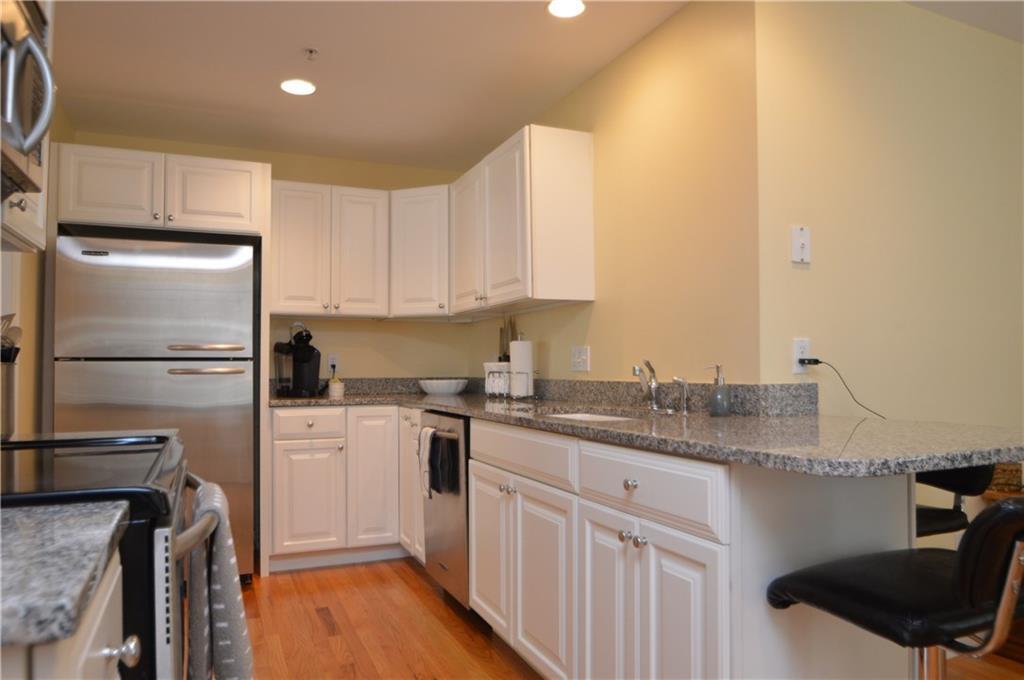 184 Delaware Court, Unit 184 Portland, ME 04103 - Photo 6 of 32 Photo