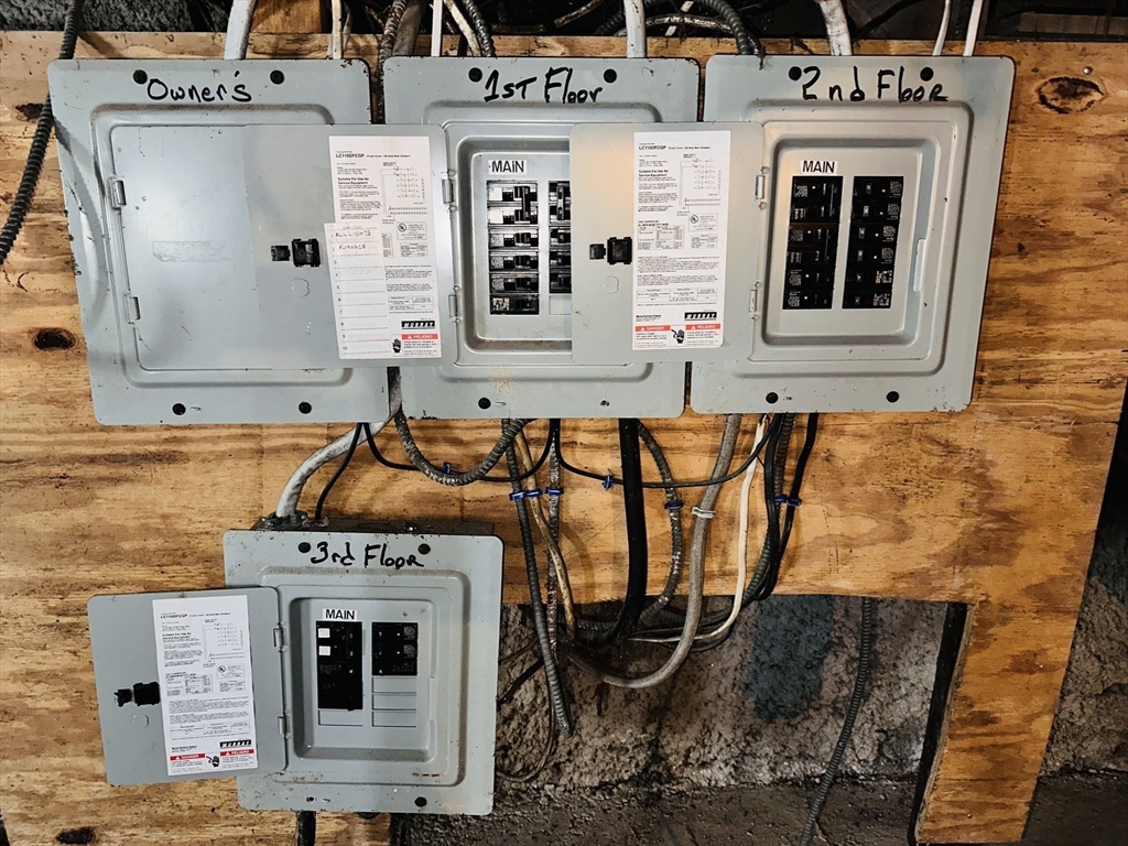 32 Ames Street Worcester, MA 01604 - Photo 20 of 21 a view of a storage & utility room