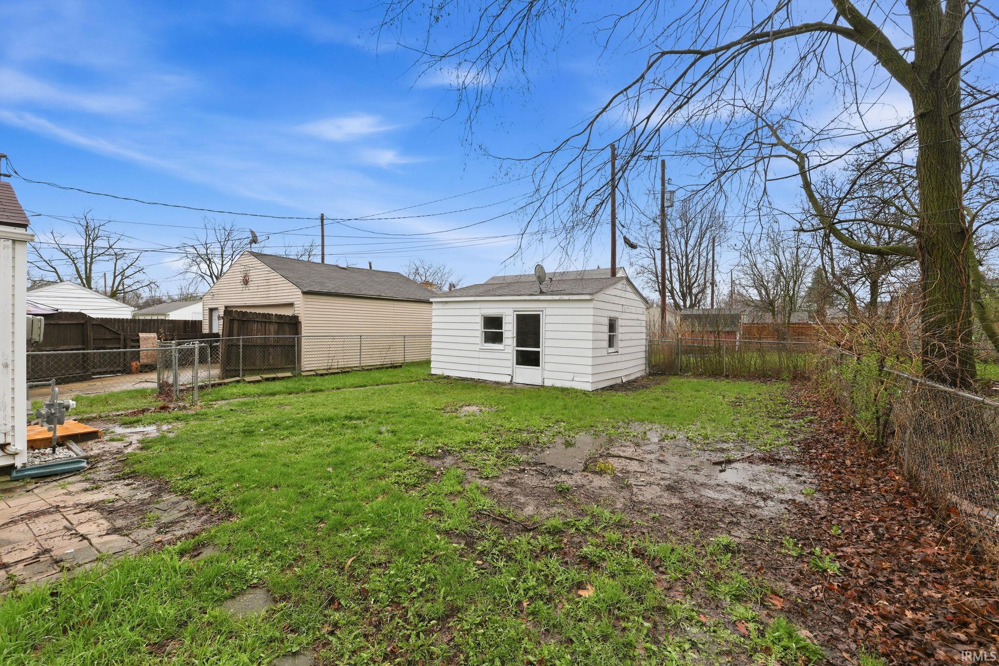 1833 Cherokee Road Fort Wayne, IN 46808 - Photo 17 of 19