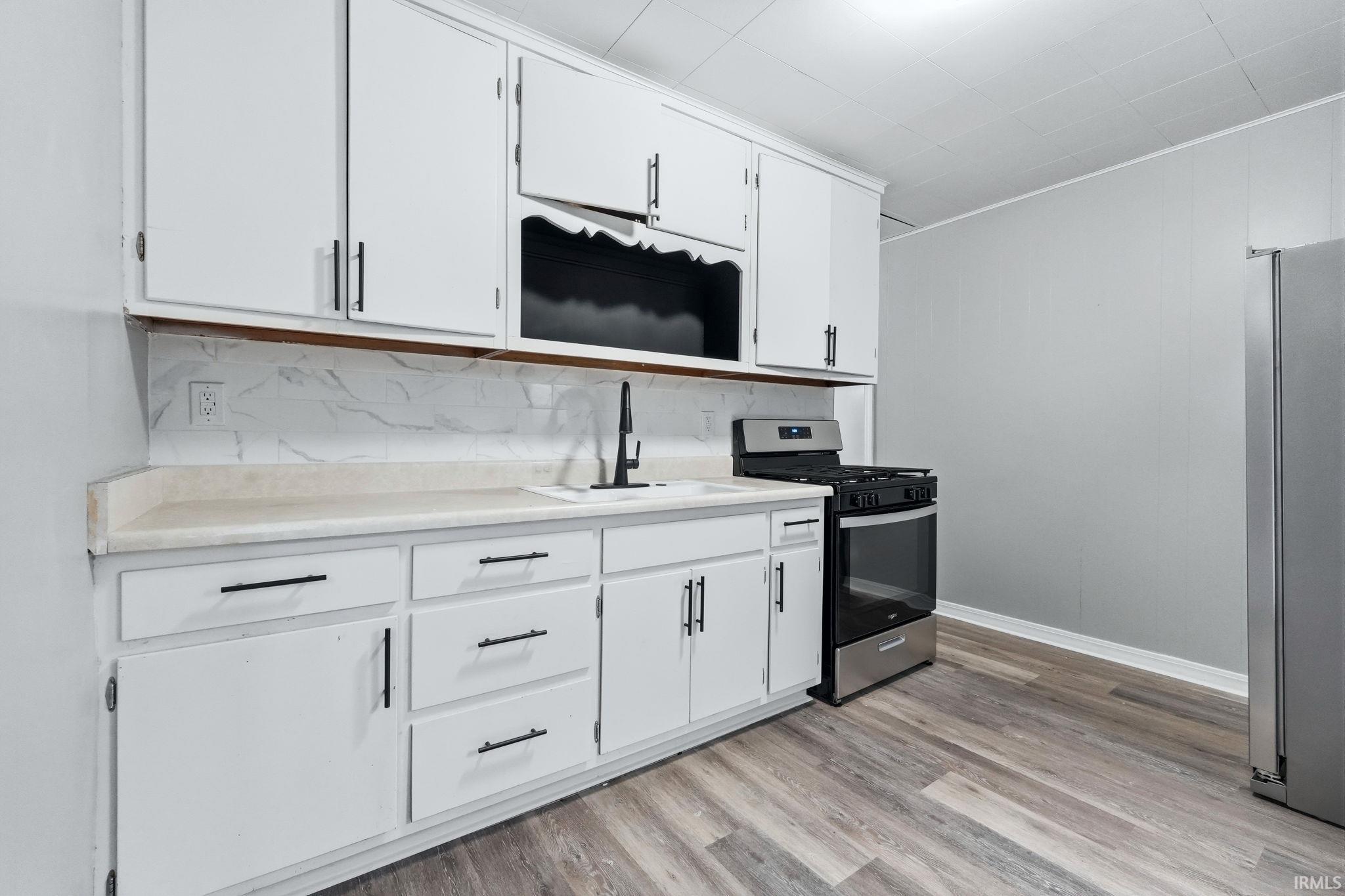 1833 Cherokee Road Fort Wayne, IN 46808 - Photo 7 of 19