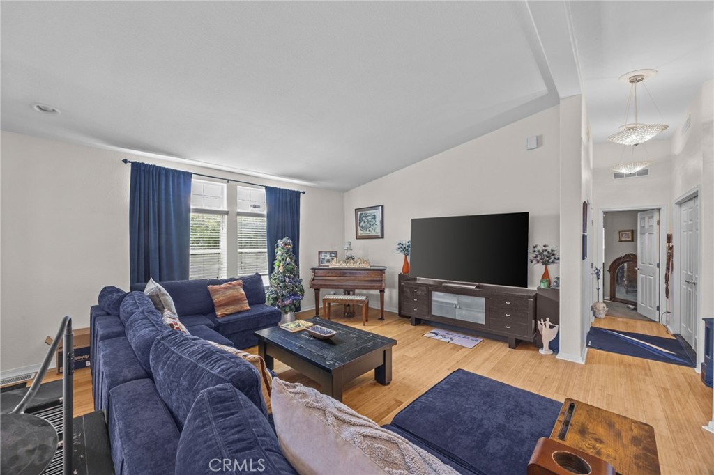 1051 Site, Unit 283 Brea, CA 92821 - Photo 17 of 33