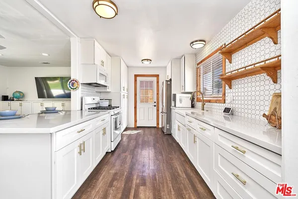 $989,000 | 5541 Marcella Avenue, Cypress, CA 90630