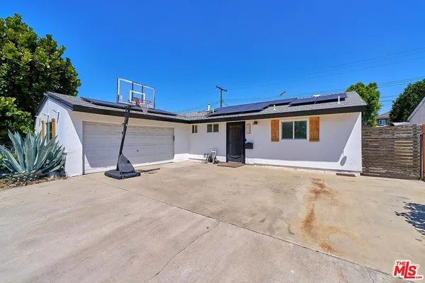 $989,000 | 5541 Marcella Avenue, Cypress, CA 90630