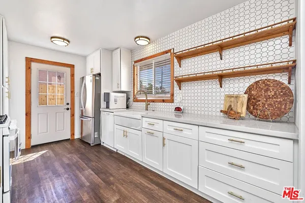 $989,000 | 5541 Marcella Avenue, Cypress, CA 90630