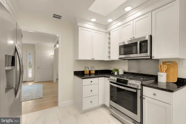 $1,750,000 | 5001 Overlea Court, Bethesda, MD 20816