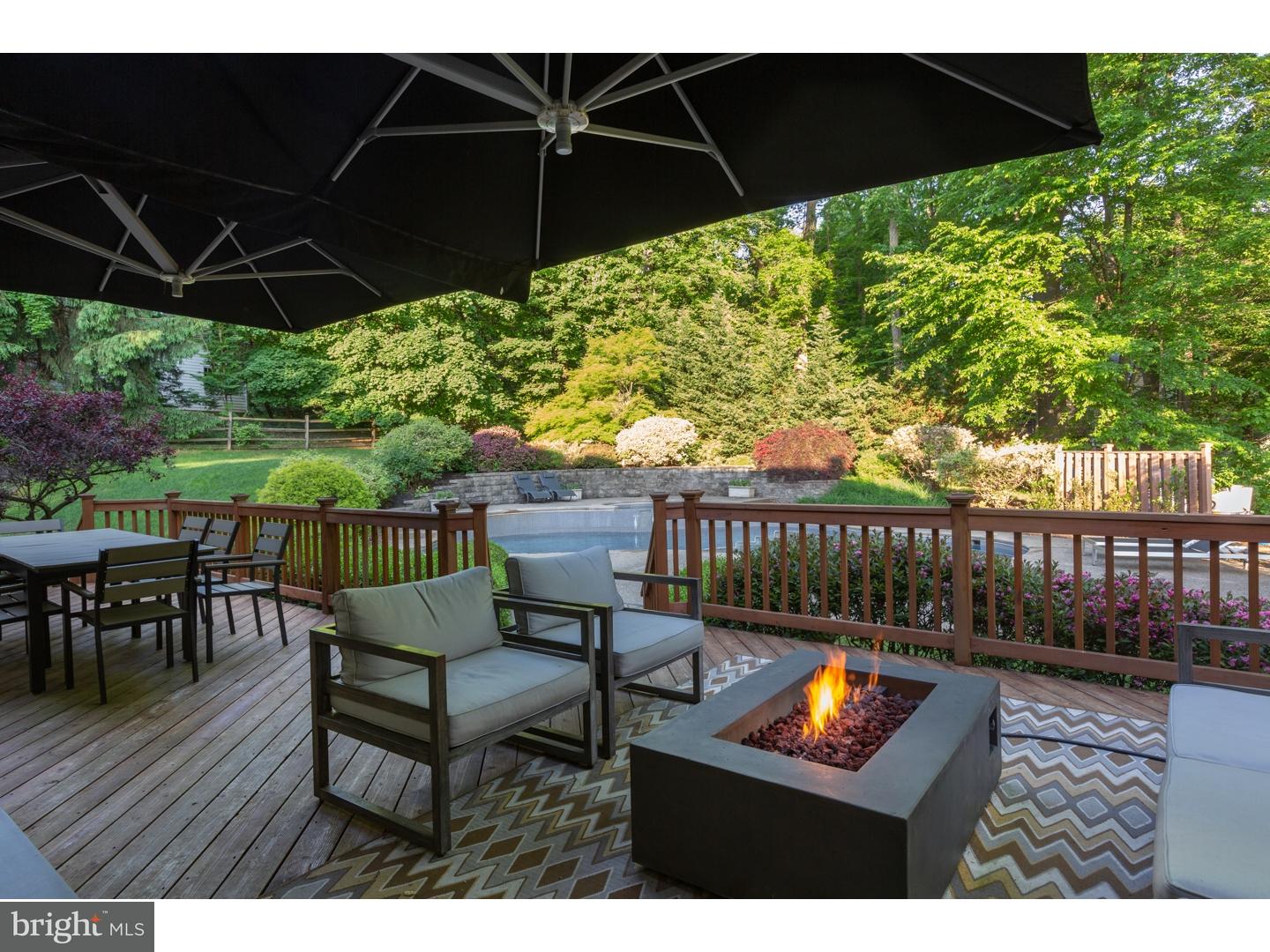 661 Limehouse Road Wayne, PA 19087 - Photo 23 of 25 Deck