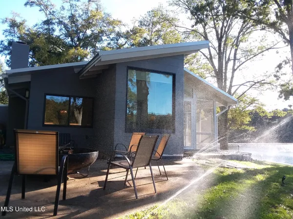 $1,295,000 | 683 B Cedar Hill Road, Flora, MS 39071