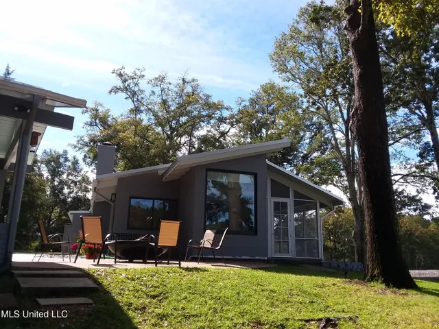 $1,295,000 | 683 B Cedar Hill Road, Flora, MS 39071