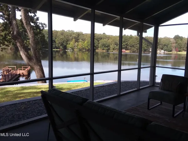 $1,295,000 | 683 B Cedar Hill Road, Flora, MS 39071