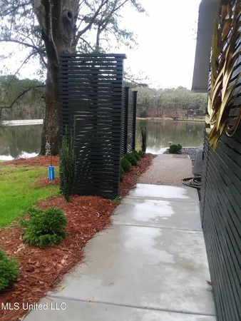 $1,295,000 | 683 B Cedar Hill Road, Flora, MS 39071