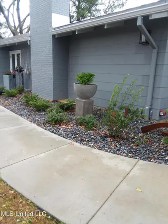 $1,295,000 | 683 B Cedar Hill Road, Flora, MS 39071