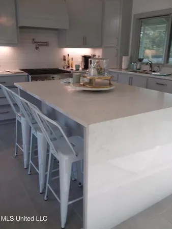 $1,295,000 | 683 B Cedar Hill Road, Flora, MS 39071