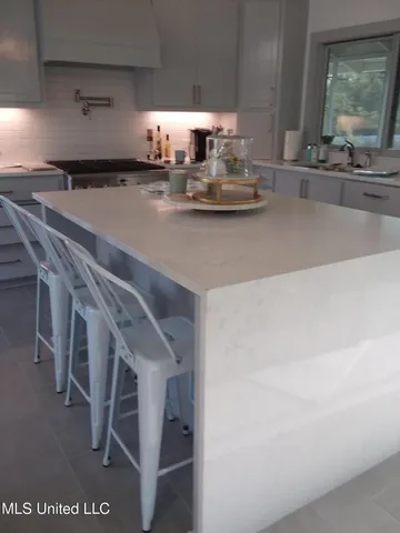 $1,295,000 | 683 B Cedar Hill Road, Flora, MS 39071