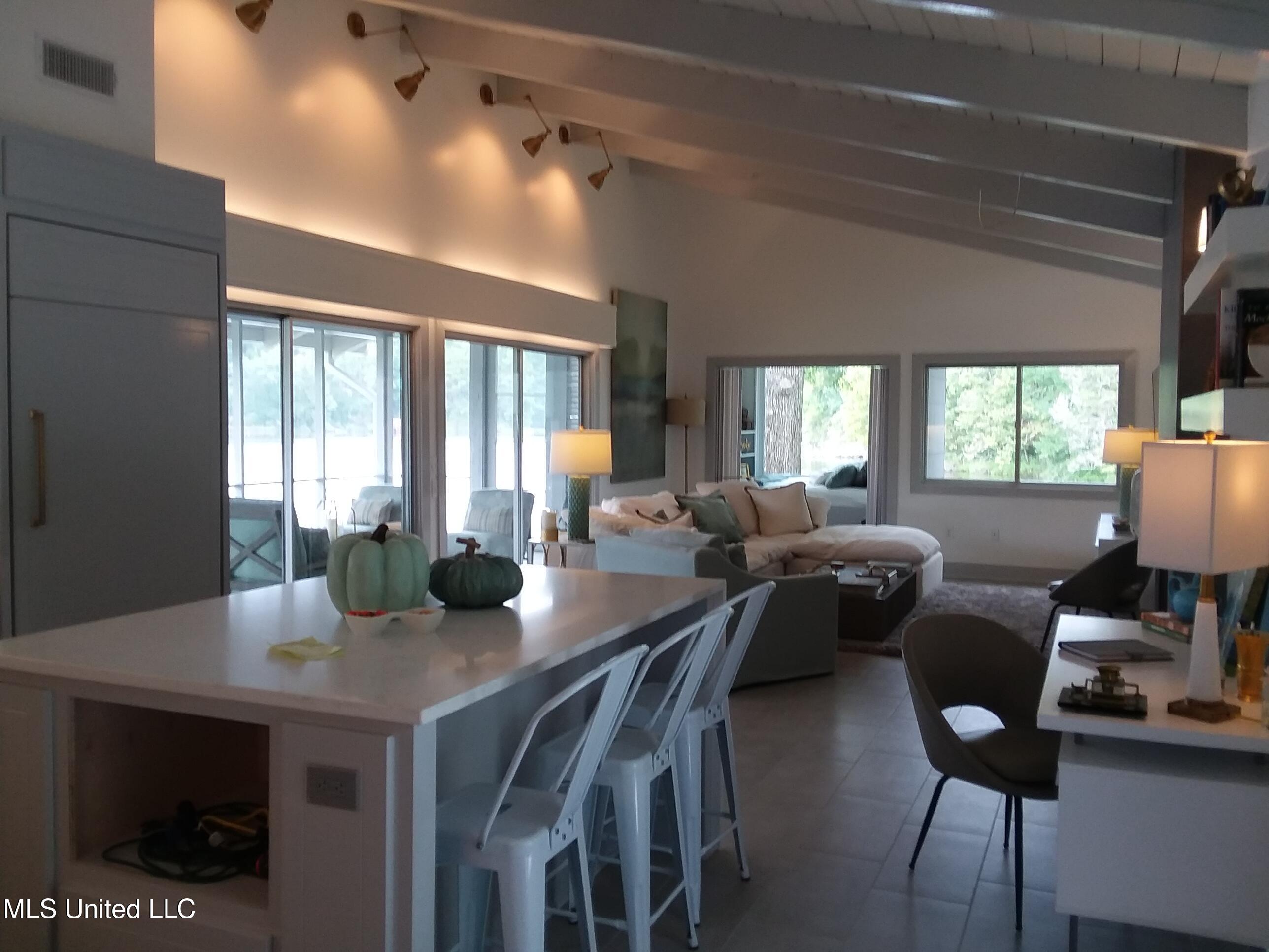 683 B Cedar Hill Road Flora, MS 39071 - Photo 4 of 62 20180930_133935