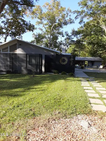$1,295,000 | 683 B Cedar Hill Road, Flora, MS 39071