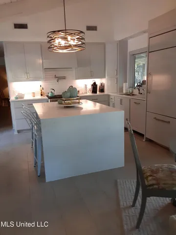 $1,295,000 | 683 B Cedar Hill Road, Flora, MS 39071