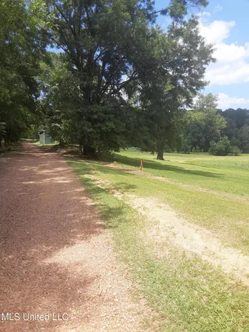 $1,295,000 | 683 B Cedar Hill Road, Flora, MS 39071