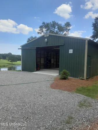 $1,295,000 | 683 B Cedar Hill Road, Flora, MS 39071