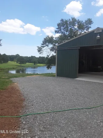 $1,295,000 | 683 B Cedar Hill Road, Flora, MS 39071