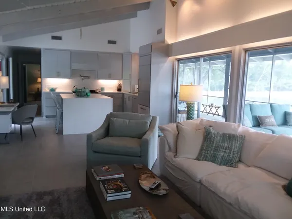 $1,295,000 | 683 B Cedar Hill Road, Flora, MS 39071