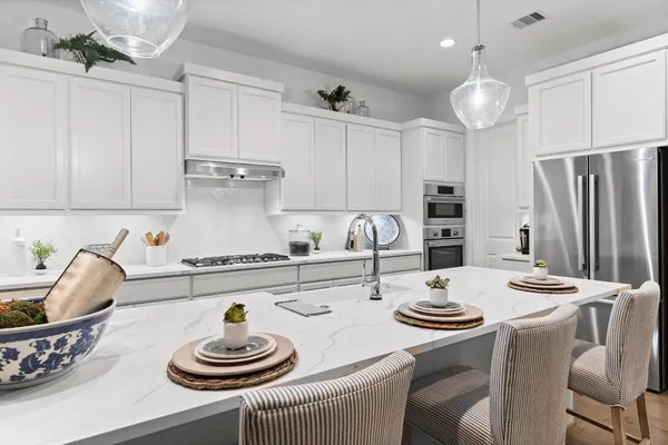 $875,000 | 226 Hydrangea Drive, Smithville, TX 78957