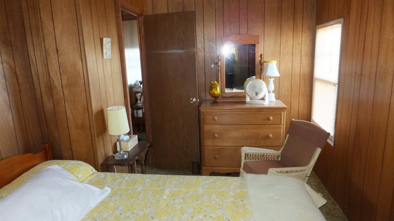 8510 Bay Point Road Beulah, MI 49617 - Photo 38 of 48 1799781-37.JPG