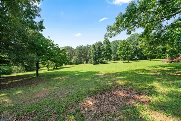 $650,000 | 400 Simpson Road Northeast, White, GA 30184