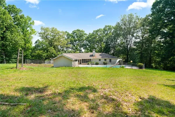 $650,000 | 400 Simpson Road Northeast, White, GA 30184