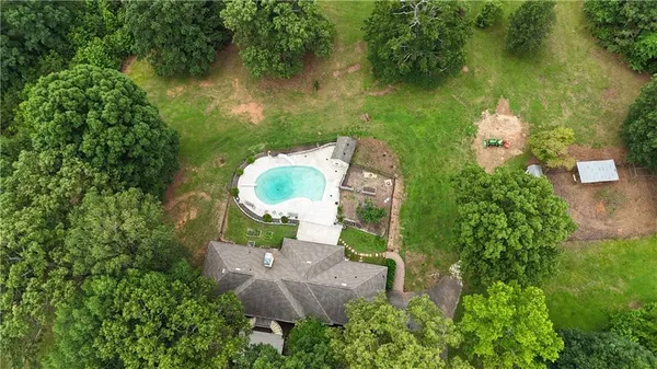 $650,000 | 400 Simpson Road Northeast, White, GA 30184