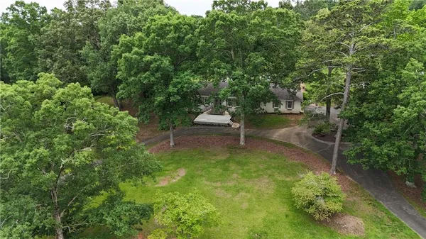 $650,000 | 400 Simpson Road Northeast, White, GA 30184